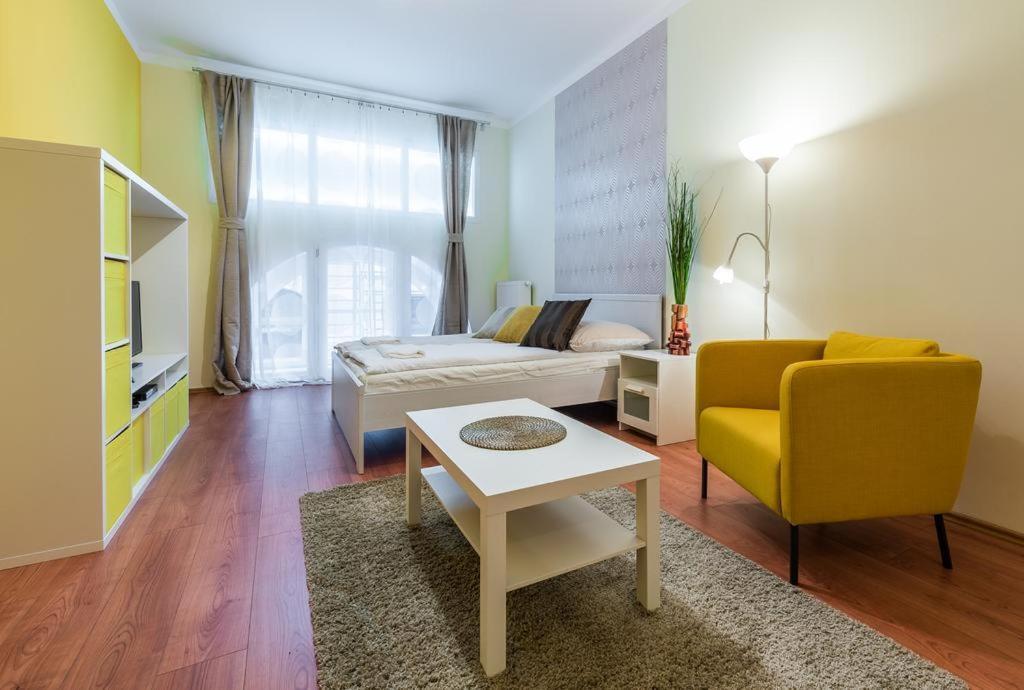 Miro Rooms Budapest Luaran gambar